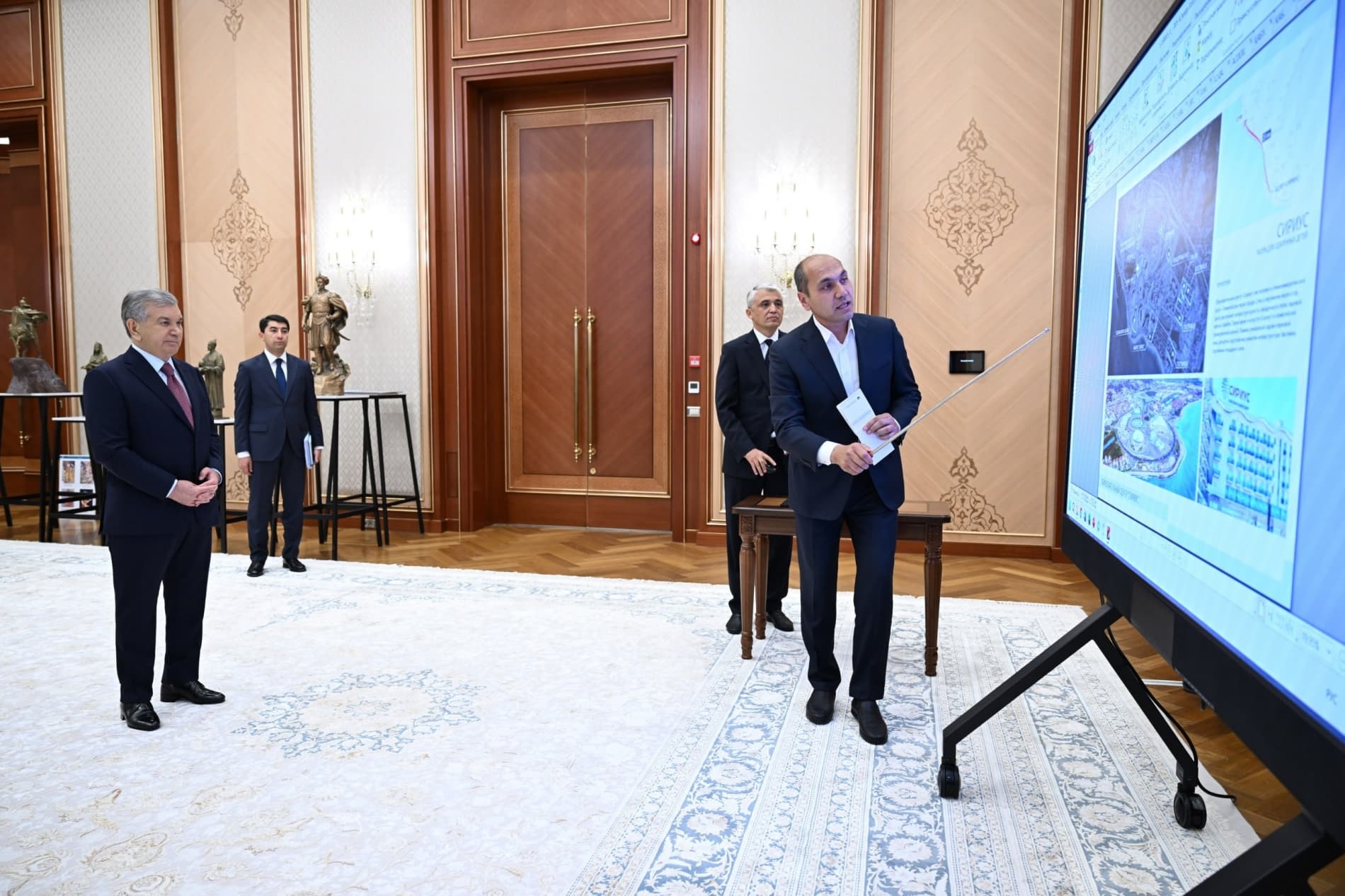 President reviews development projects