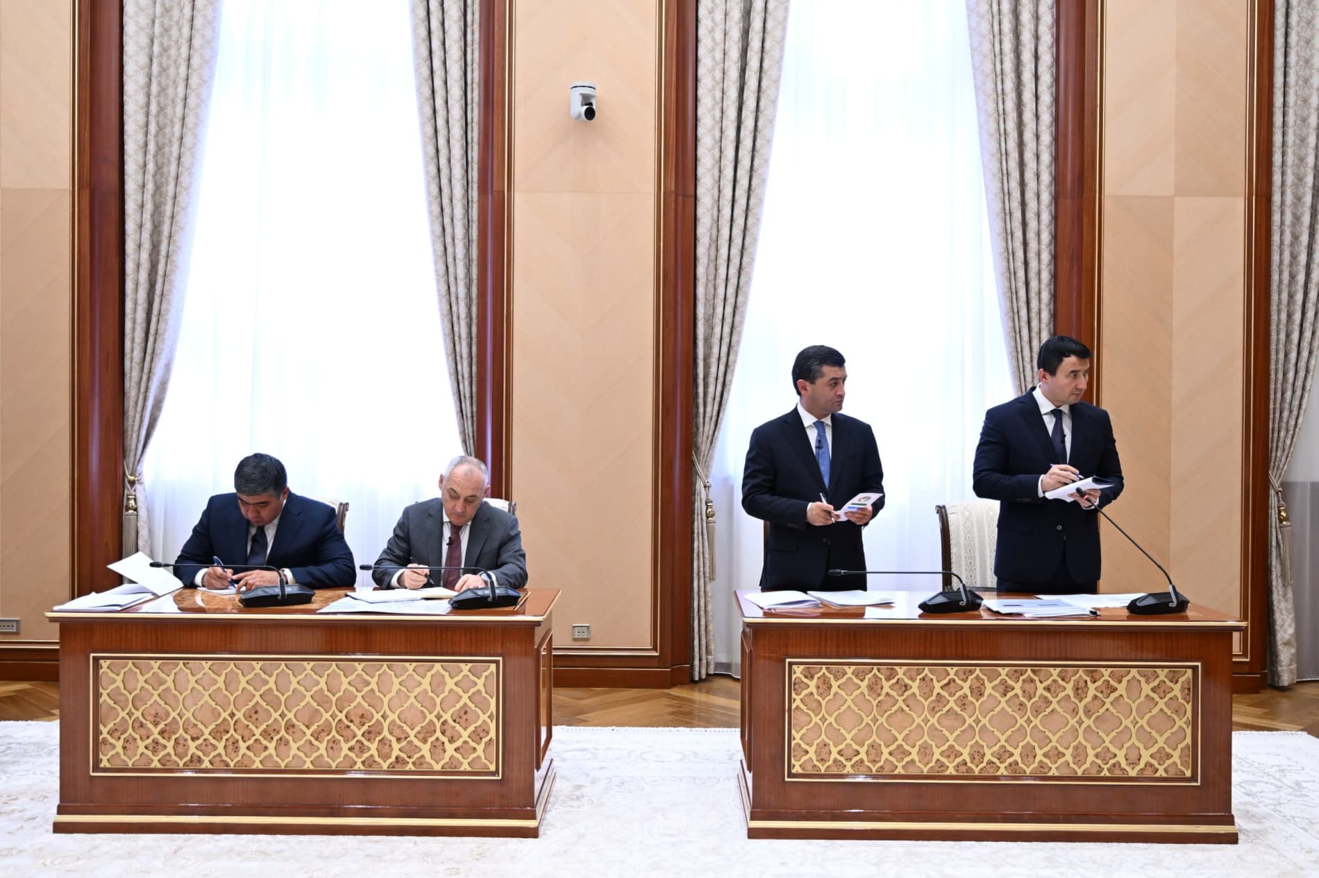 Discussion on expanding interregional cooperation with Belarus